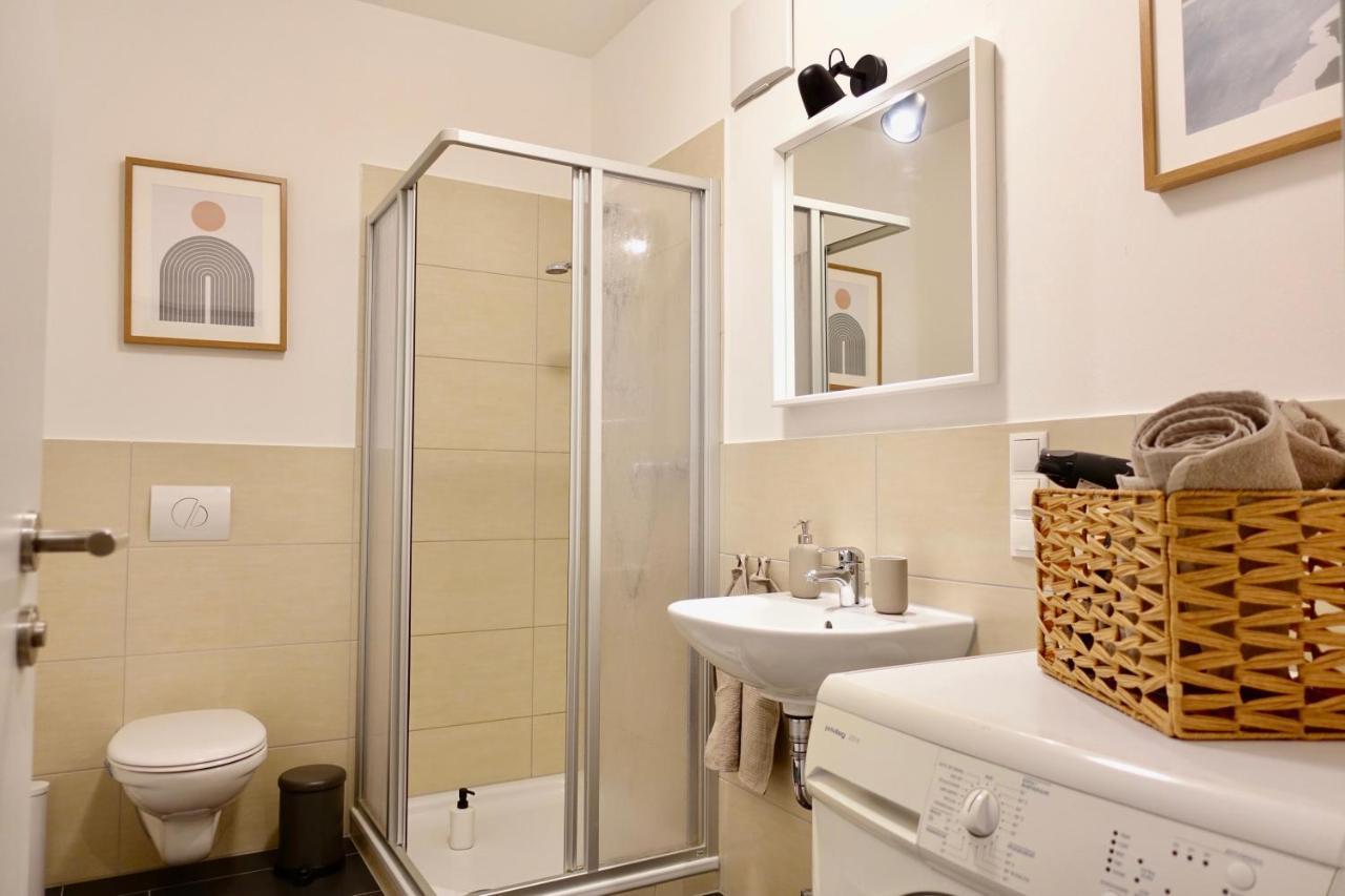 Neu - Gemuetliches Und Modernes Apartment Mit Stellplatz Κόμπλεντς Εξωτερικό φωτογραφία