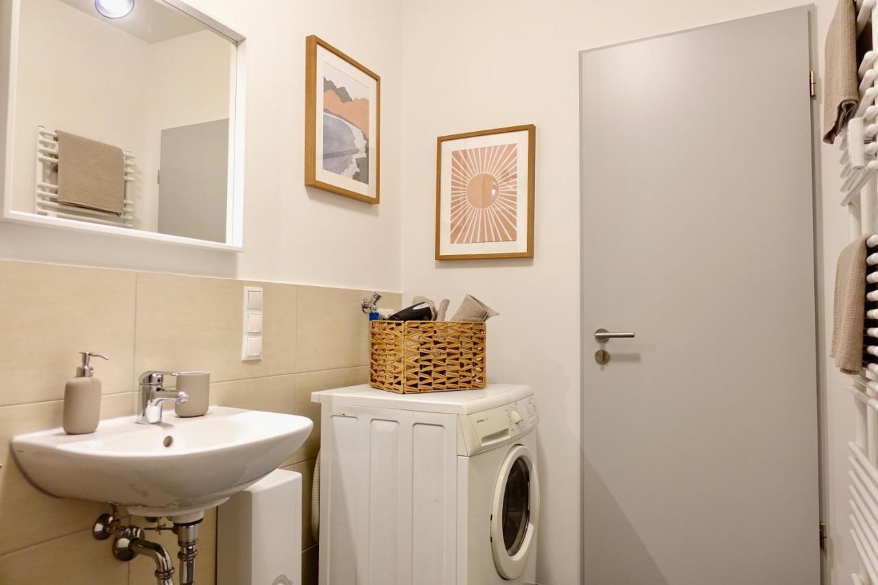 Neu - Gemuetliches Und Modernes Apartment Mit Stellplatz Κόμπλεντς Εξωτερικό φωτογραφία